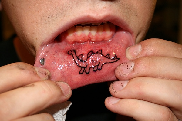 Reptiles Lip Tattoo