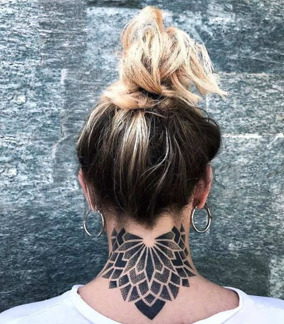 throat full neck tattoos