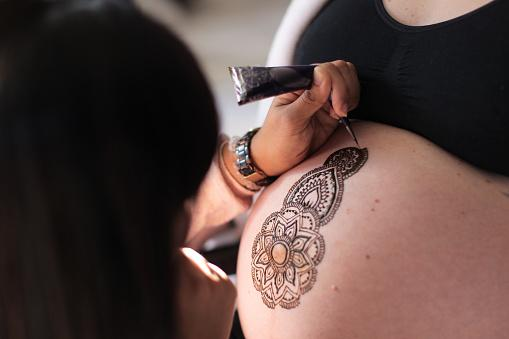 pregnancy-and-tattoo