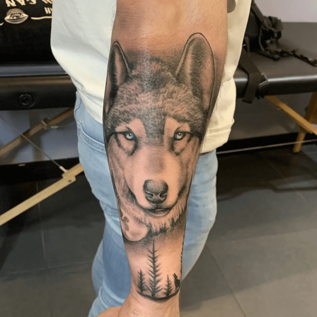 black-and-grey-tattoo