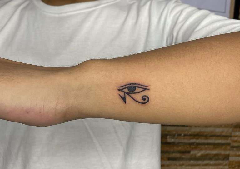 Eye of horus tattoo