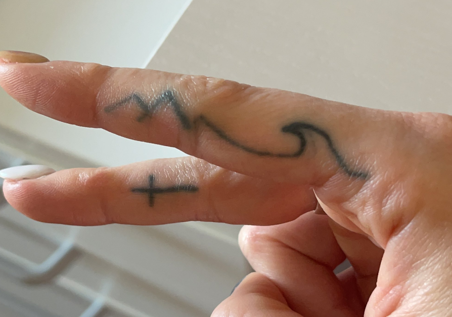 Does Finger Tattoo Fade Away?