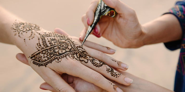 henna tattoo