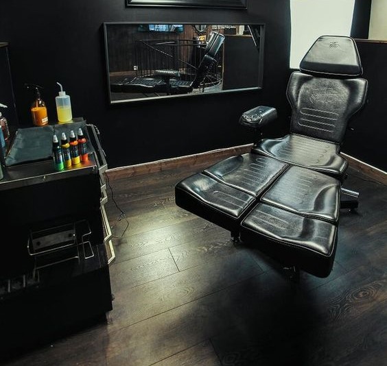 How to Set Up and Equip a Tattoo Studio