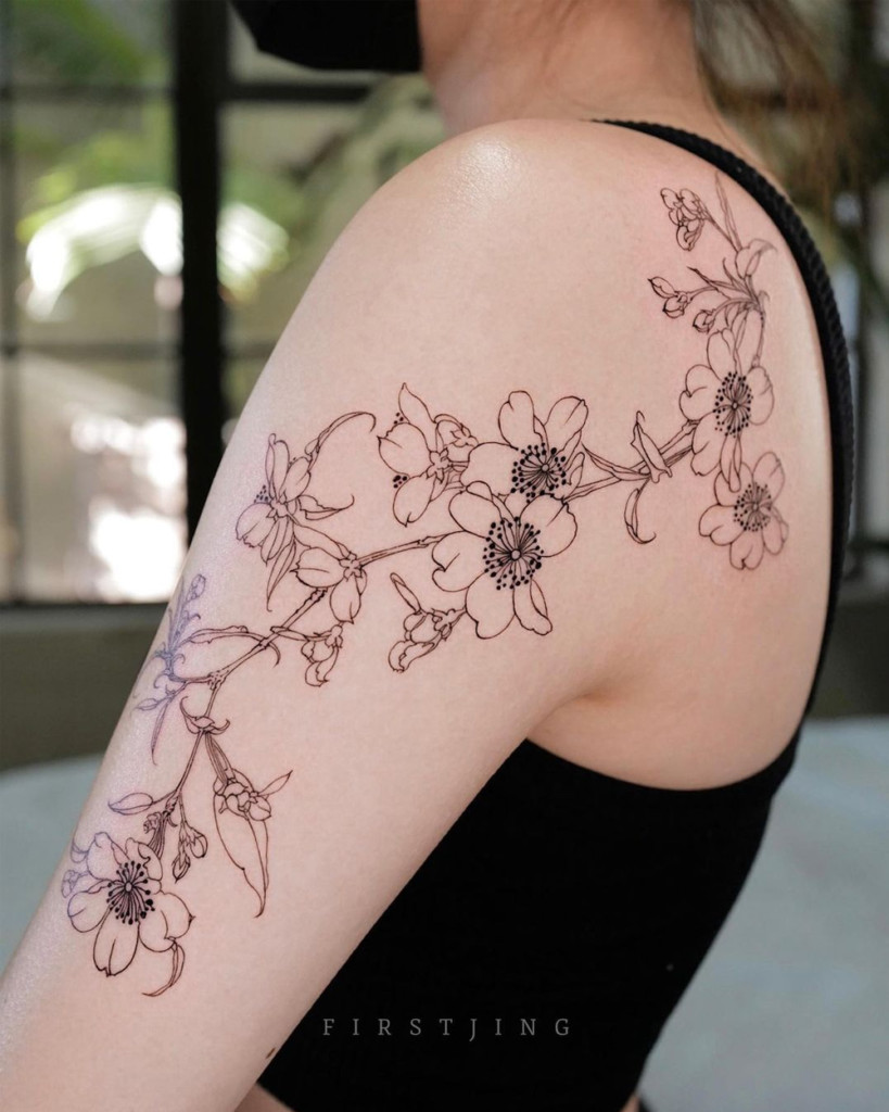 Beautiful fineline tattoos by Firstjing 