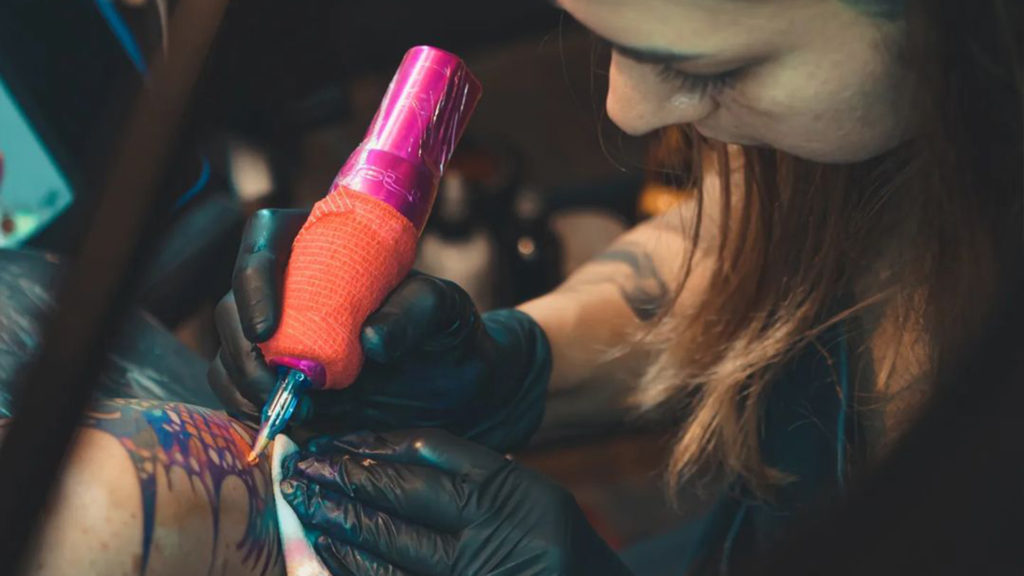 How Sol and Ezequiel Got Their Start in Tattooing