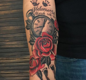clock with child’s birth time tattoo