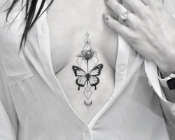 Sternum_tattoo