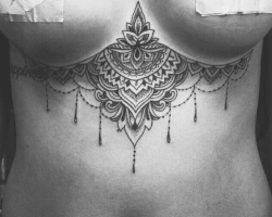 Sternum_tattoo