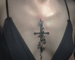 Sternum_tattoo