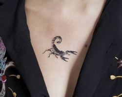 Sternum_tattoo