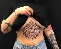 Sternum_tattoo