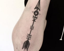 Arrows tattoo