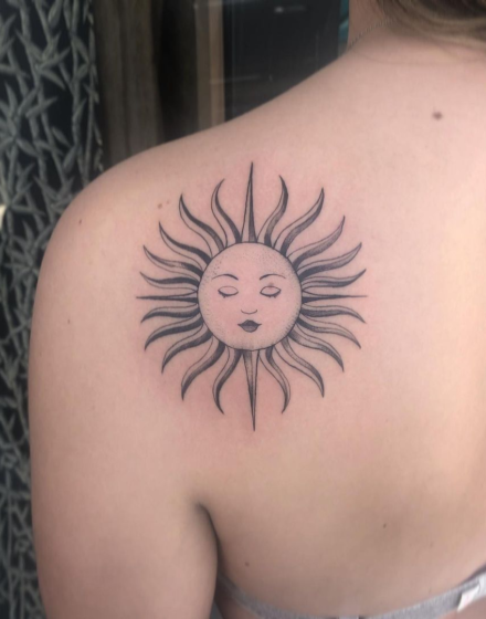 Sun with face