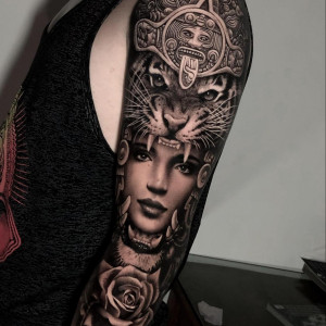 The sleeve Aztec tattoo des