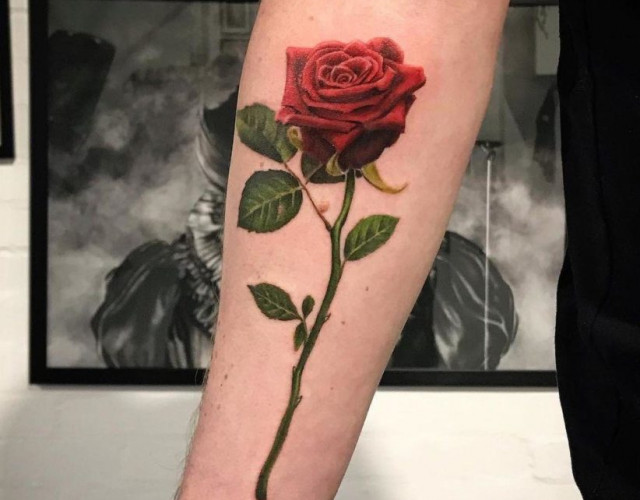 Realistic look of rose tattoos
