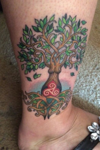 Mimameid tree with Celtic details