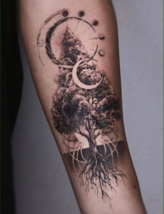 Older-tradition Yggdrasil tree