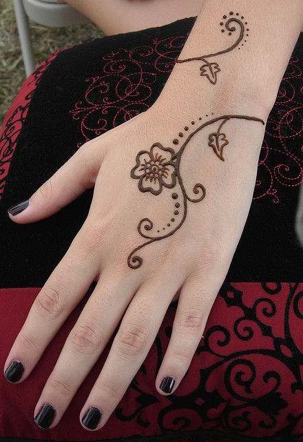 Simple Henna Tattoos