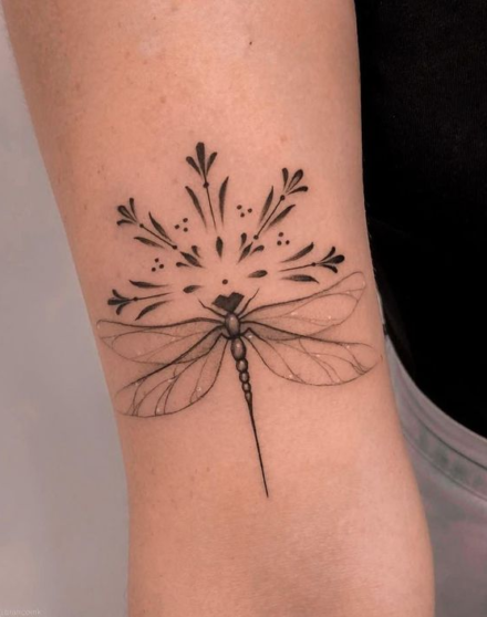 Feminine Elegant Designs