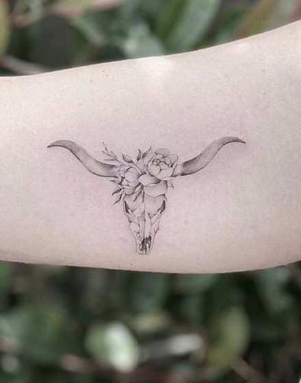 A Cow Skull Tattoo