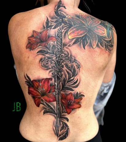 Jessica Beth—a Master of the Dotwork