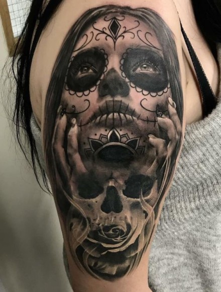With a Skull or Roses