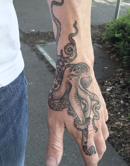 Palm Kraken Tattoo