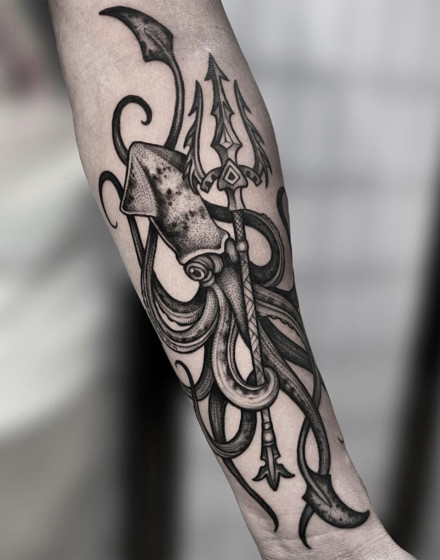 Simple Kraken Tattoo