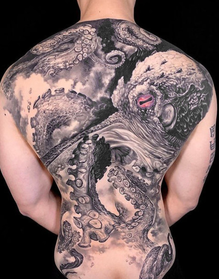 Hyperrealistic Kraken Tattoo