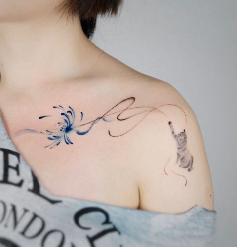 Female Collarbone Tattoos