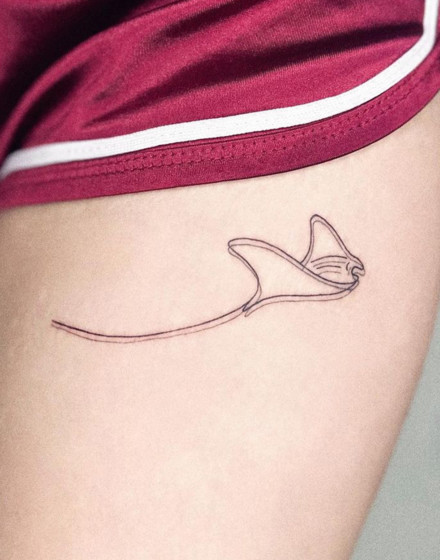 Stingray Tattoo Outline
