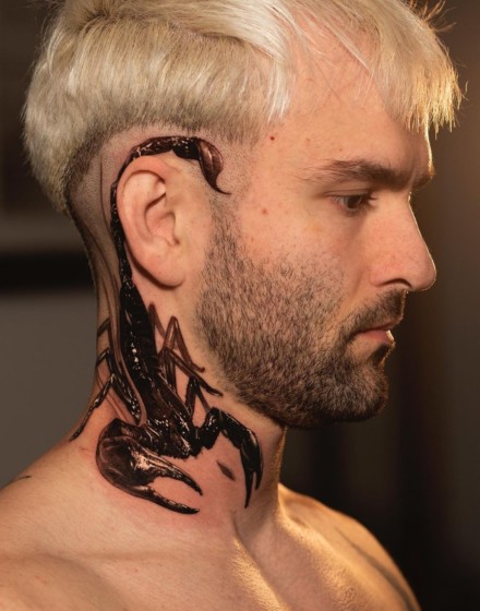 Neck
