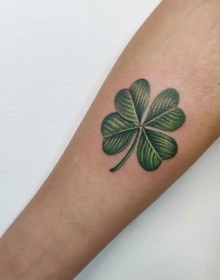 Realistic Shamrock
