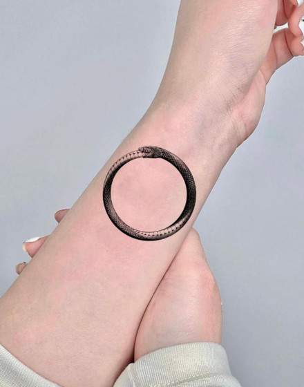 This section features our tattoo artist, Alexis Marijke.