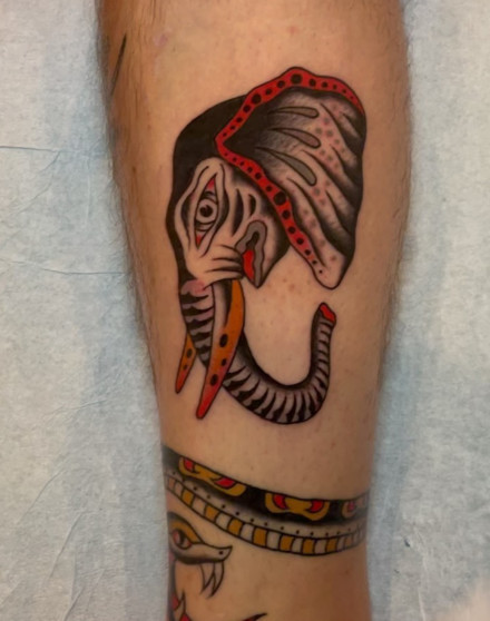 Traditional and Neo-Traditional Style